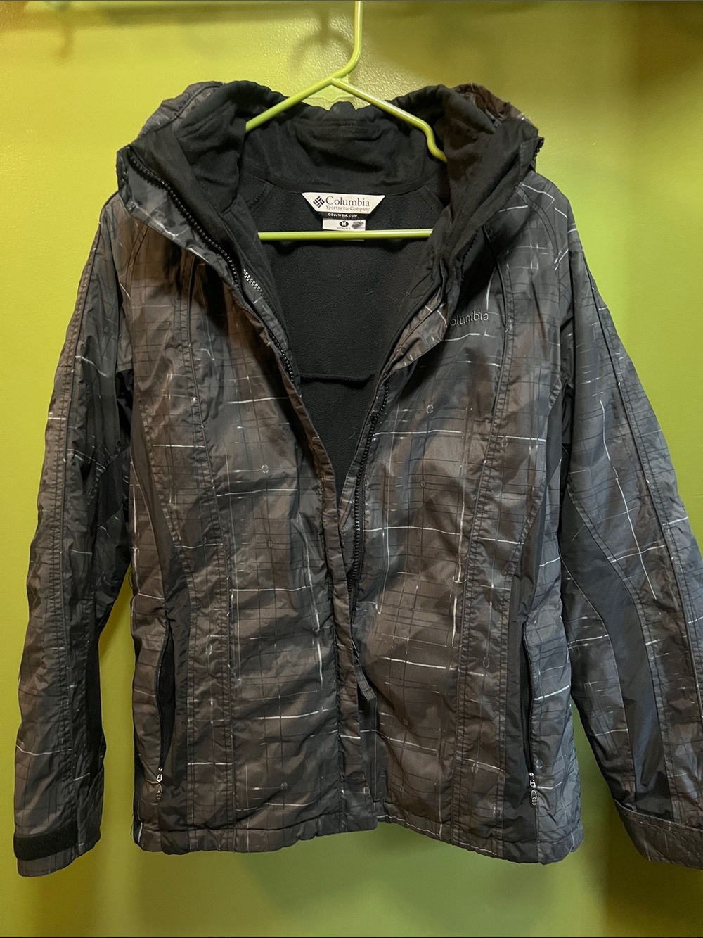 Columbia interchange Gray and Black Plaid Hooded All weather Jacket